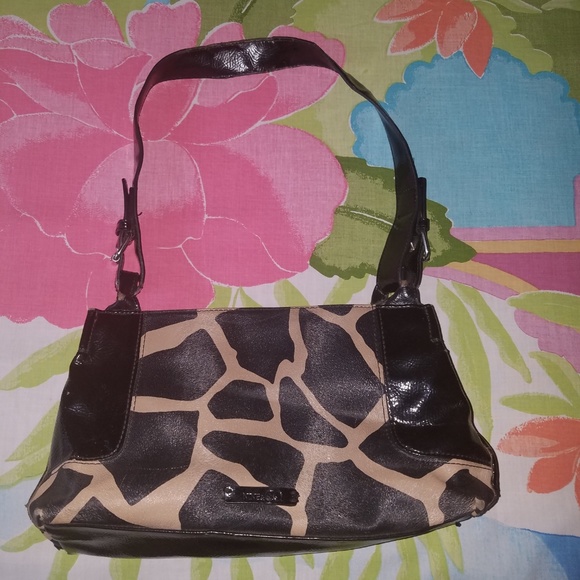 Nine & Co. Handbags - 💗5/$10 Nine & Co. by Nine West  Shoulder Bag